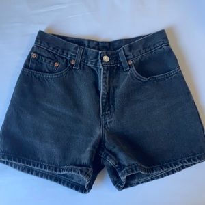 Levi’s | Washed Black Denim Shorts | size 5 JR | 26/27